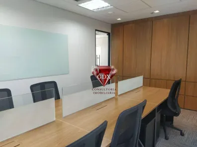 Sala Comercial para alugar, 240m² no Vila Olímpia, São Paulo
