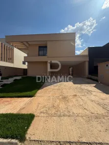 Casa de Condomínio com 5 Quartos para alugar, 300m² no Loteamento Portal do Sol II, Goiânia