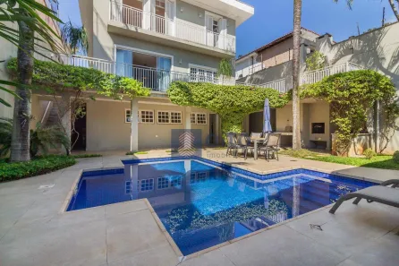 Casa com 3 Quartos à venda, 350m² no Pacaembu, São Paulo