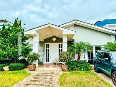 Casa de Condomínio com 3 Quartos à venda, 151m² no XANGRI-LÁ, Xangri-Lá