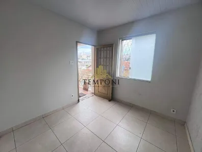 Casa com 4 Quartos para alugar, 200m² no Renascença, Belo Horizonte