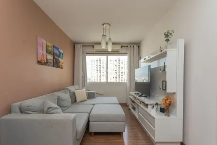 Apartamento com 3 Quartos à venda, 69m² no Vila Ipiranga, Porto Alegre