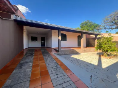 Casa com 2 Quartos à venda, 160m² no Bandeirantes, Londrina