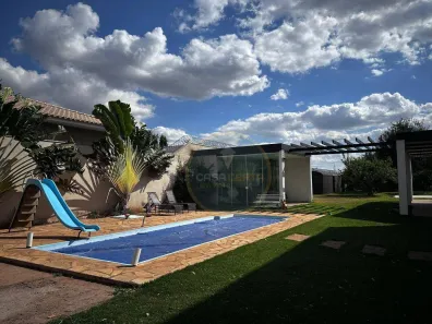 Casa com 5 Quartos à venda, 232m² no Residencial Mário de Almeida Franco, Uberaba