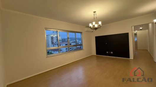 Apartamento com 2 Quartos para venda ou aluguel, 120m² no Gonzaga, Santos