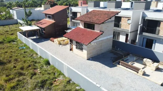 Sobrado com 2 Quartos à venda, 84m² no Campo Duna, Garopaba