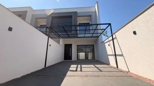 Sobrado com 3 Quartos à venda, 125m² no Saguaçu, Joinville