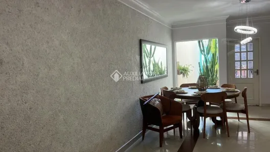 Sobrado com 2 Quartos à venda, 225m² no Jardim Las Vegas, Santo André