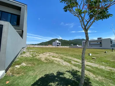 Lote/Terreno à venda, 400m² no Beira Rio, Biguaçu