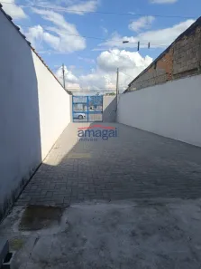Casa com 3 Quartos para alugar, 200m² no Jardim Santa Maria, Jacareí