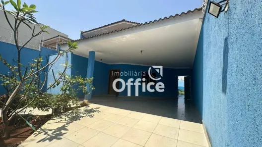 Casa com 3 Quartos à venda, 250m² no Jardim Europa I e II, Anápolis