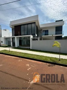 Sobrado com 3 Quartos à venda, 220m² no Jardim Flora III, Campo Mourão