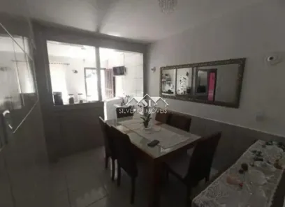Casa com 4 Quartos à venda, 200m² no Simeria, Petrópolis