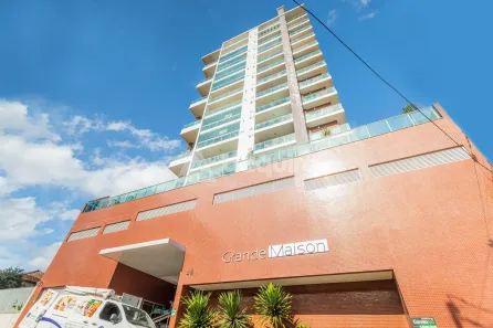 Apartamento com 2 Quartos para alugar, 100m² no Oficinas, Ponta Grossa