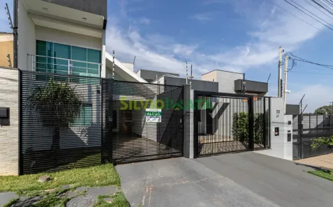 Sobrado com 4 Quartos para alugar, 99m² no Jardim Atami, Maringá