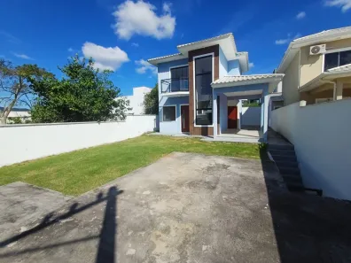 Casa de Condomínio com 2 Quartos à venda, 90m² no Pindobas, Maricá