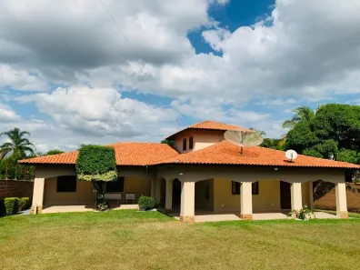 Fazenda/Sítio com 4 Quartos à venda, 366m² no Jardim Flamboyant II, Boituva