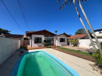 Casa com 3 Quartos à venda, 120m² no Campeche, Florianópolis