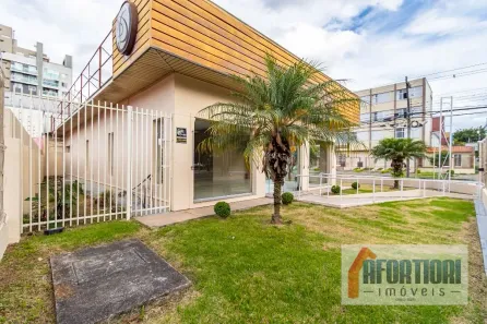 Ponto Comercial para alugar, 176m² no Rebouças, Curitiba
