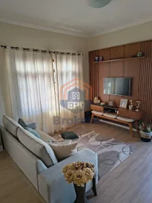 Sobrado com 3 Quartos à venda, 150m² no Jardim Bizarro, Jundiaí