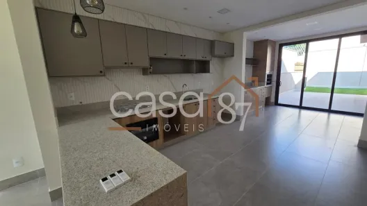 Casa de Condomínio com 3 Quartos para alugar, 155m² no Cascata, Paulínia