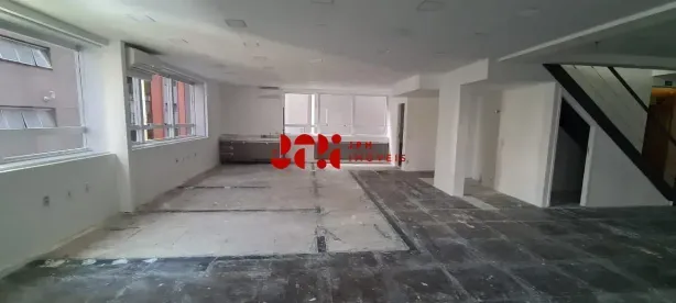 Sala Comercial para alugar, 220m² no Itaim Bibi, São Paulo
