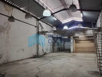 Galpão/Depósito/Armazém à venda, 600m² no Bonsucesso, Rio de Janeiro