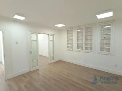 Sala Comercial para alugar, 250m² no Cidade Baixa, Porto Alegre