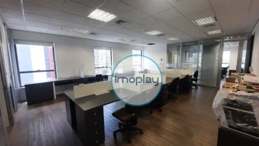 Sala Comercial para alugar, 208m² no Vila Nova Conceição, São Paulo