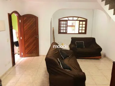 Sobrado com 3 Quartos à venda, 212m² no Santa Maria, Osasco