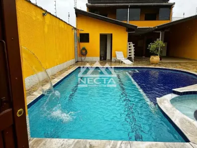 Sobrado com 3 Quartos à venda, 200m² no Martim de Sá, Caraguatatuba