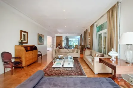 Sobrado com 4 Quartos à venda, 837m² no Vila Nova Conceição, São Paulo