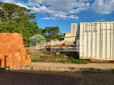Lote/Terreno à venda, 367m² no Jardim Karaíba, Uberlândia