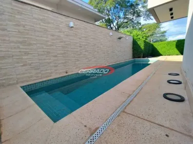 Casa de Condomínio com 4 Quartos à venda, 350m² no Jardins Madri, Goiânia