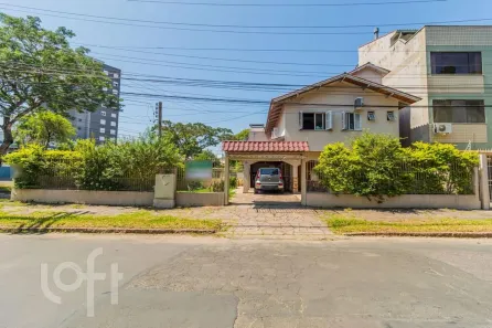 Casa com 5 Quartos à venda, 253m² no Jardim Itu, Porto Alegre