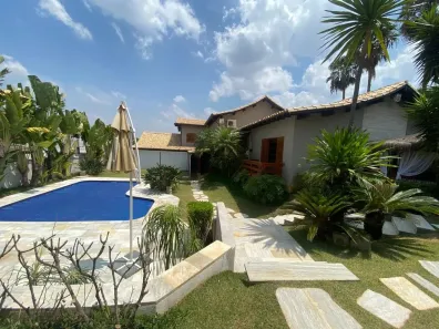 Casa de Condomínio com 5 Quartos para venda ou aluguel, 830m² no Alphaville, Santana de Parnaíba