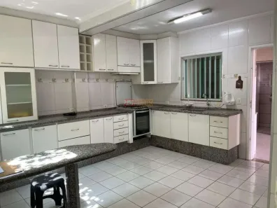 Sobrado com 4 Quartos à venda, 270m² no Demarchi, São Bernardo do Campo