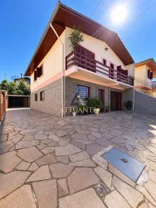 Casa com 4 Quartos à venda, 390m² no Nossa Senhora de Fátima, Caxias do Sul