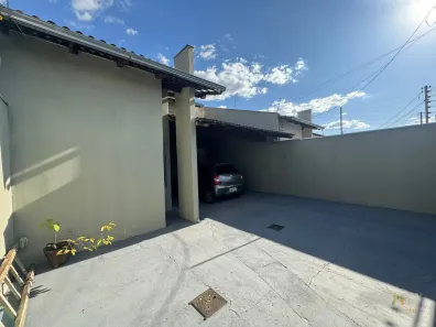 Casa com 3 Quartos à venda, 137m² no Residencial Flamboyant, Anápolis