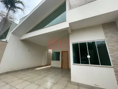 Casa com 3 Quartos para alugar, 102m² no Jardim Monte Rei, Maringá