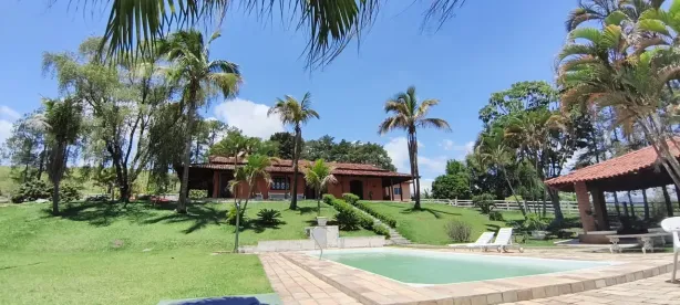Fazenda/Sítio com 4 Quartos à venda, 350m² no Borda da Mata, Caçapava