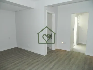 Kitnet com 1 Quarto à venda, 29m² no Bela Vista, Porto Alegre