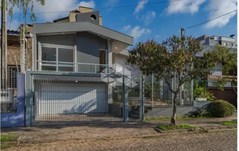 Casa com 3 Quartos à venda, 223m² no Jardim Lindóia, Porto Alegre