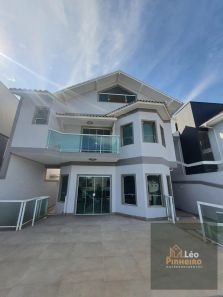Casa de Condomínio com 5 Quartos à venda, 200m² no Lagoa, Macaé