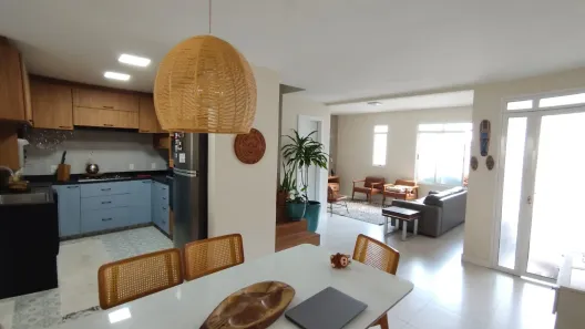 Casa de Condomínio com 3 Quartos à venda, 136m² no Centro, Eusébio
