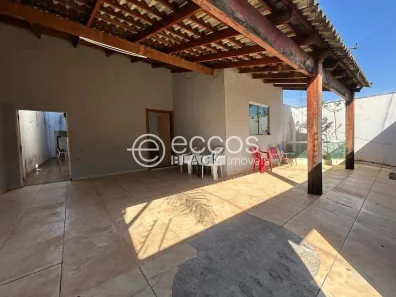 Casa com 3 Quartos à venda, 164m² no Jardim Europa, Uberlândia