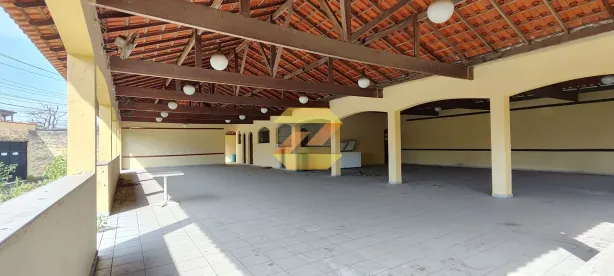 Galpão/Depósito/Armazém à venda, 700m² no Bangu, Rio de Janeiro