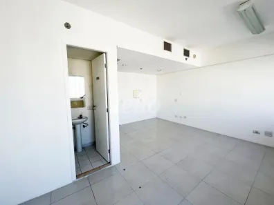 Sala Comercial à venda, 28m² no Liberdade, São Paulo