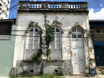 Lote/Terreno à venda, 414m² no Campina, Belém