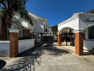 Casa de Condomínio com 2 Quartos à venda, 73m² no Armação do Pântano do Sul, Florianópolis
